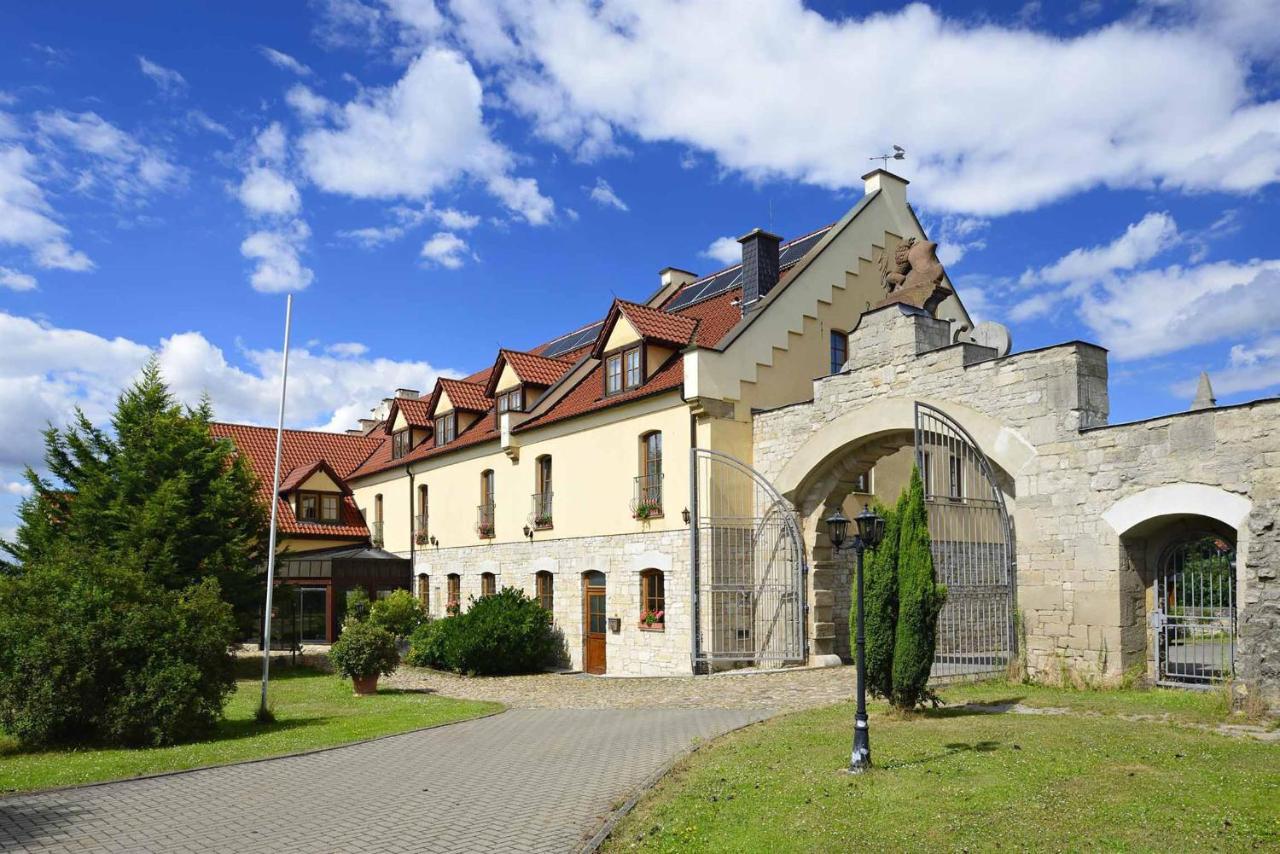Hotel Und Restaurant Rittergut Kreipitzsch Naumburg  Exterior foto